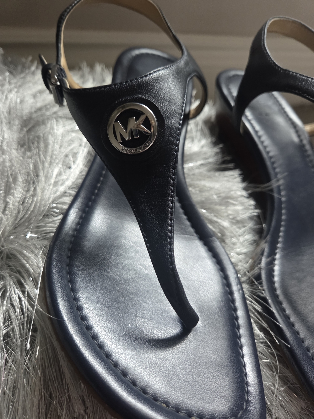 Michael Kors Navy Leather T-Strap Sandals - Picture 4 of 15